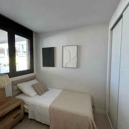 Nerea Beachfront Direct Access Διαμέρισμα *