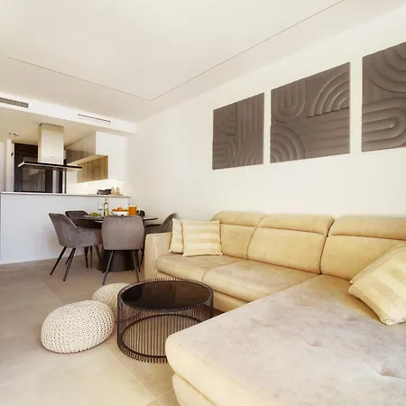Nerea Beachfront Direct Access Διαμέρισμα
