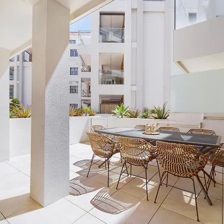 Nerea Beachfront Direct Access Διαμέρισμα *