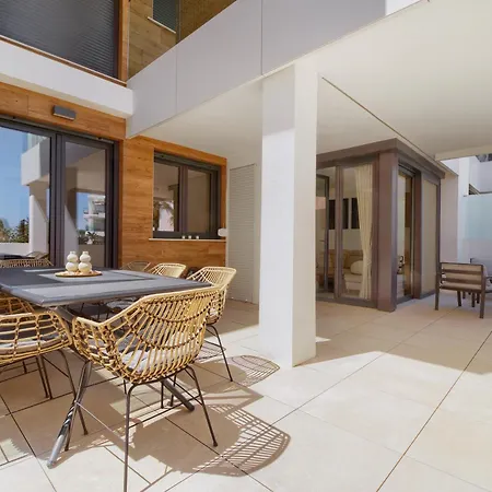Διαμέρισμα Nerea Beachfront Direct Access
